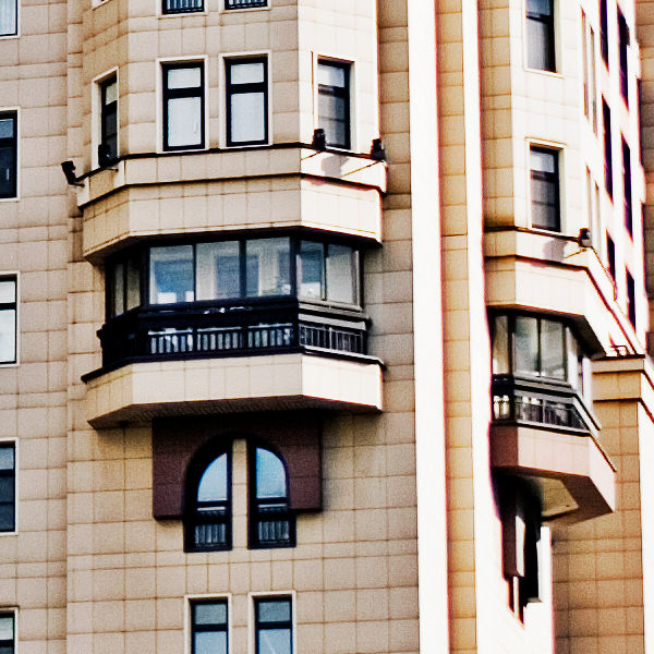 Теплое остекление балконов деревянными окнами